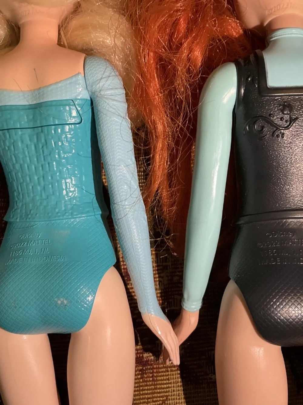 2022 Disney Frozen Mattel Anna And Elsa dolls